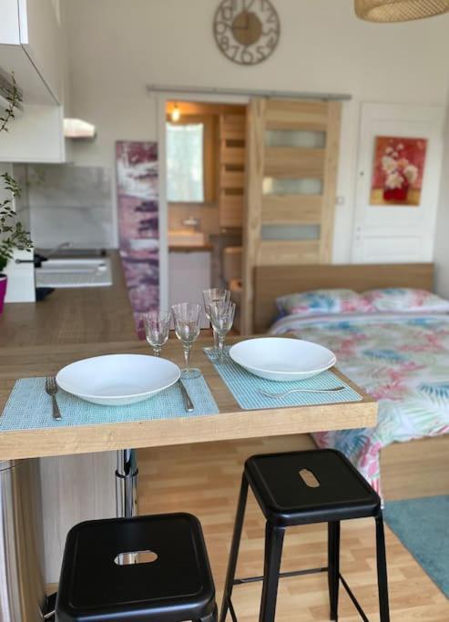 Le Cosy Tassin - Rez De Jardin Lägenhet Exteriör bild