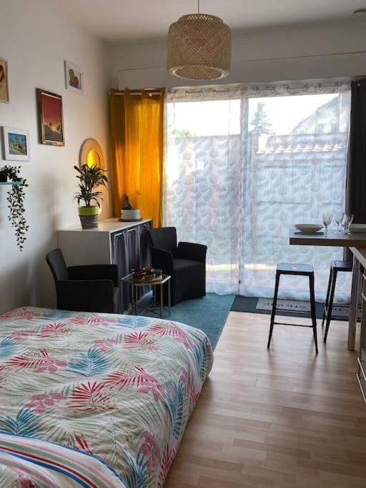 Le Cosy Tassin - Rez De Jardin Lägenhet Exteriör bild