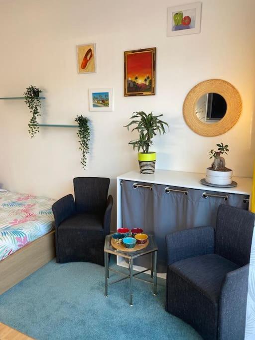 Le Cosy Tassin - Rez De Jardin Lägenhet Exteriör bild