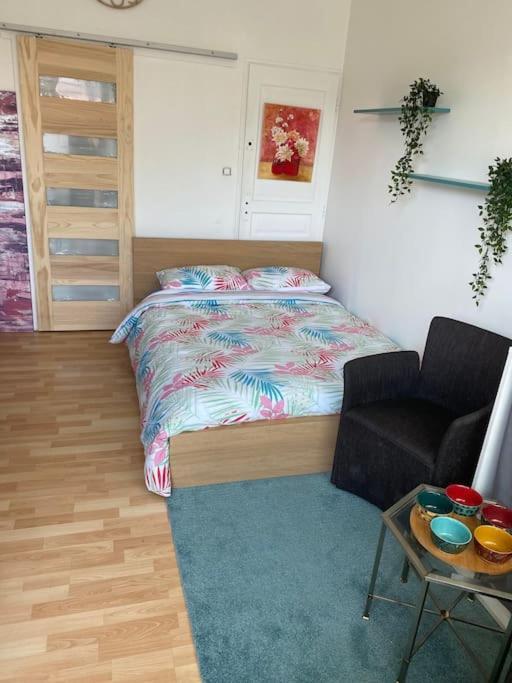 Le Cosy Tassin - Rez De Jardin Lägenhet Exteriör bild